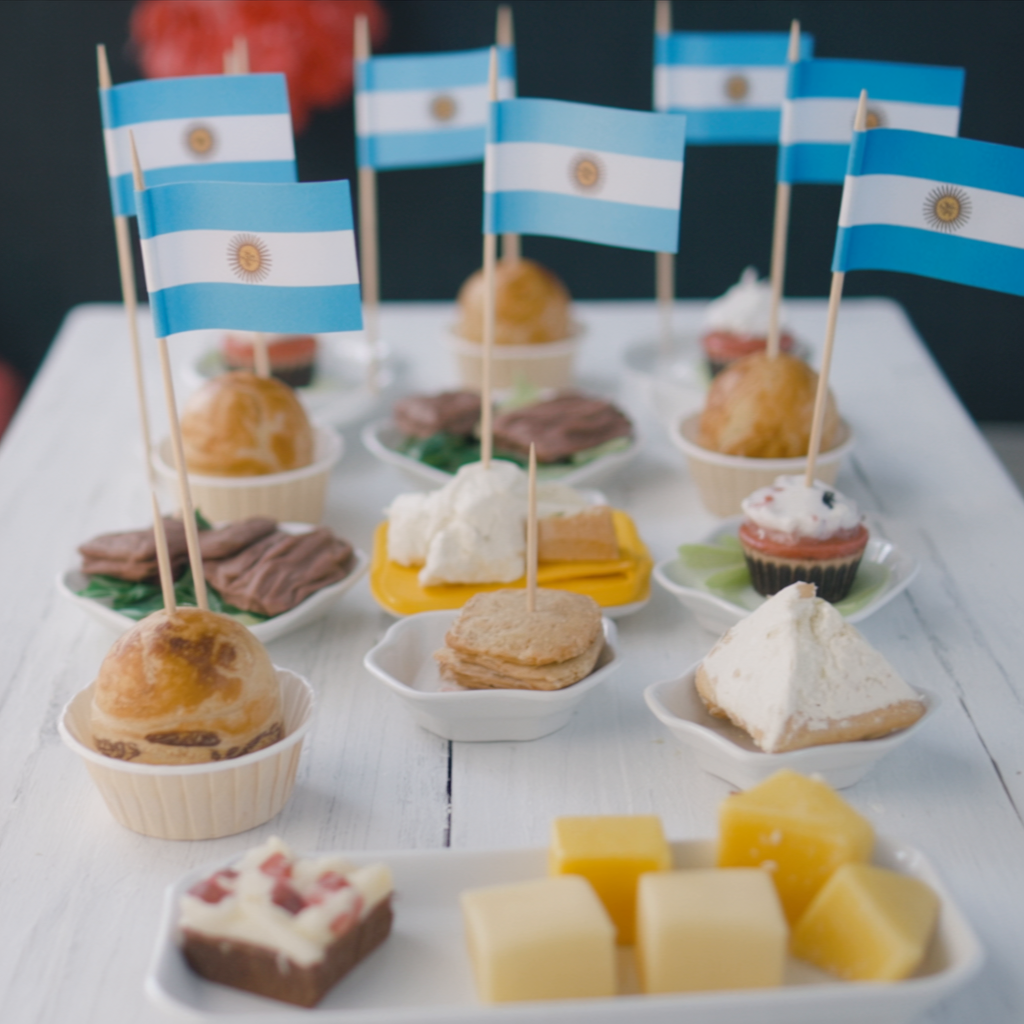 Mini Argentine Flag Cupcake Toppers (100 pcs) –  Wooden Picks for Cakes, Cocktails & Appetizers