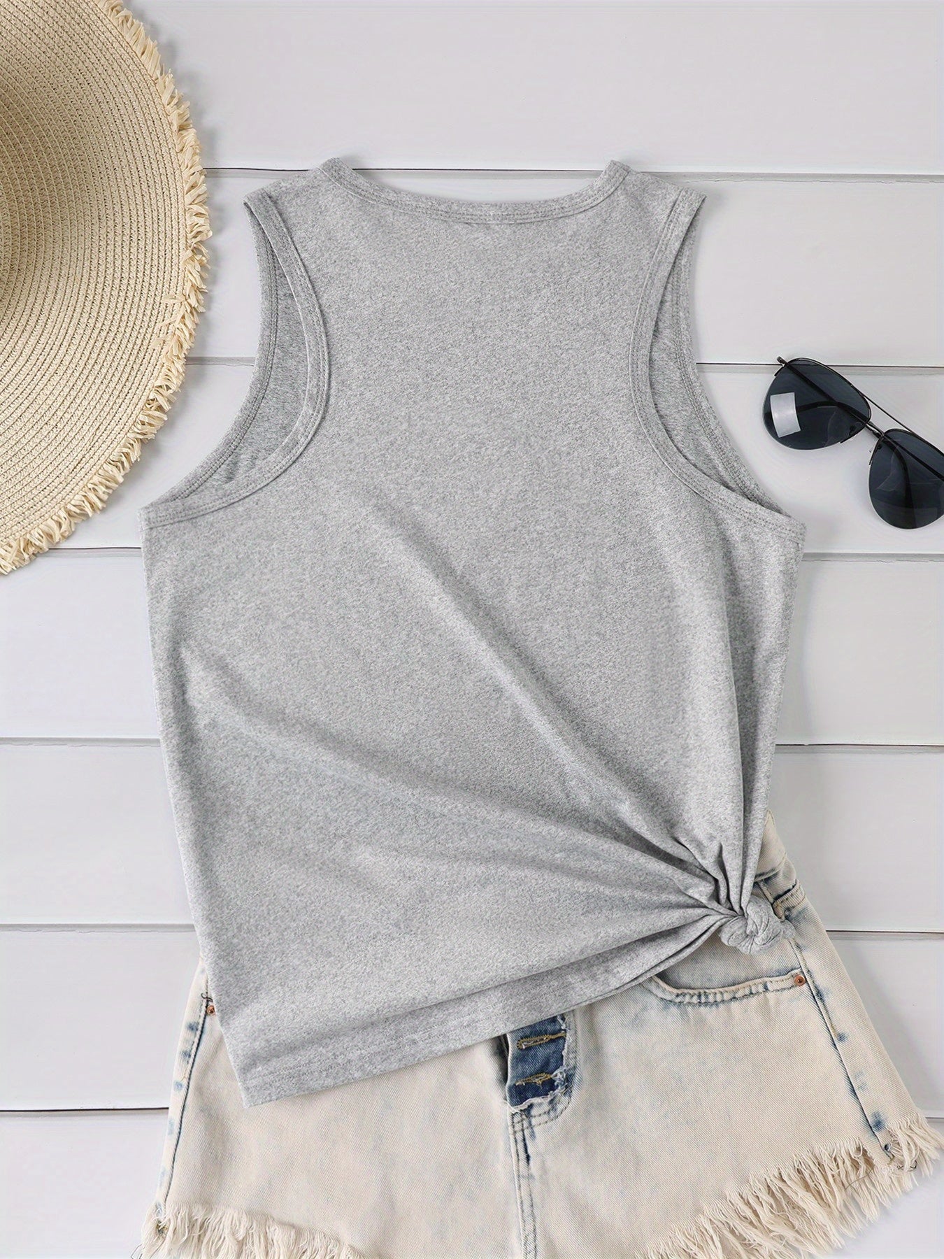 Women’s Casual Crew Neck Polyester Tank Top – Sun & “Coronados de Gloria” Argentina Graphic, Light Gray